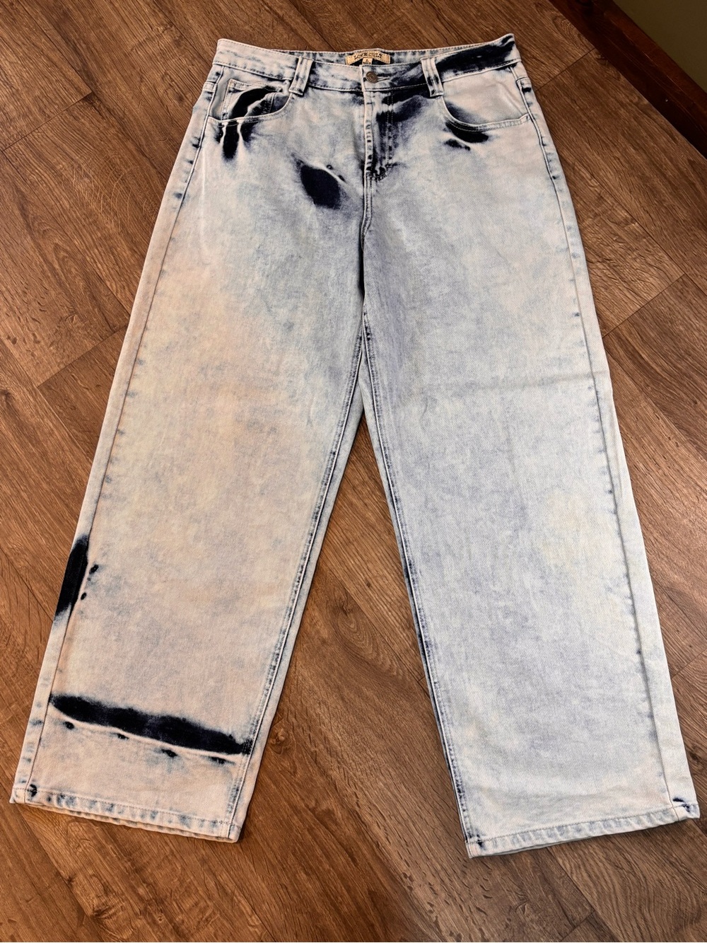 Love Cult Women’s Large Wide Leg Jeans